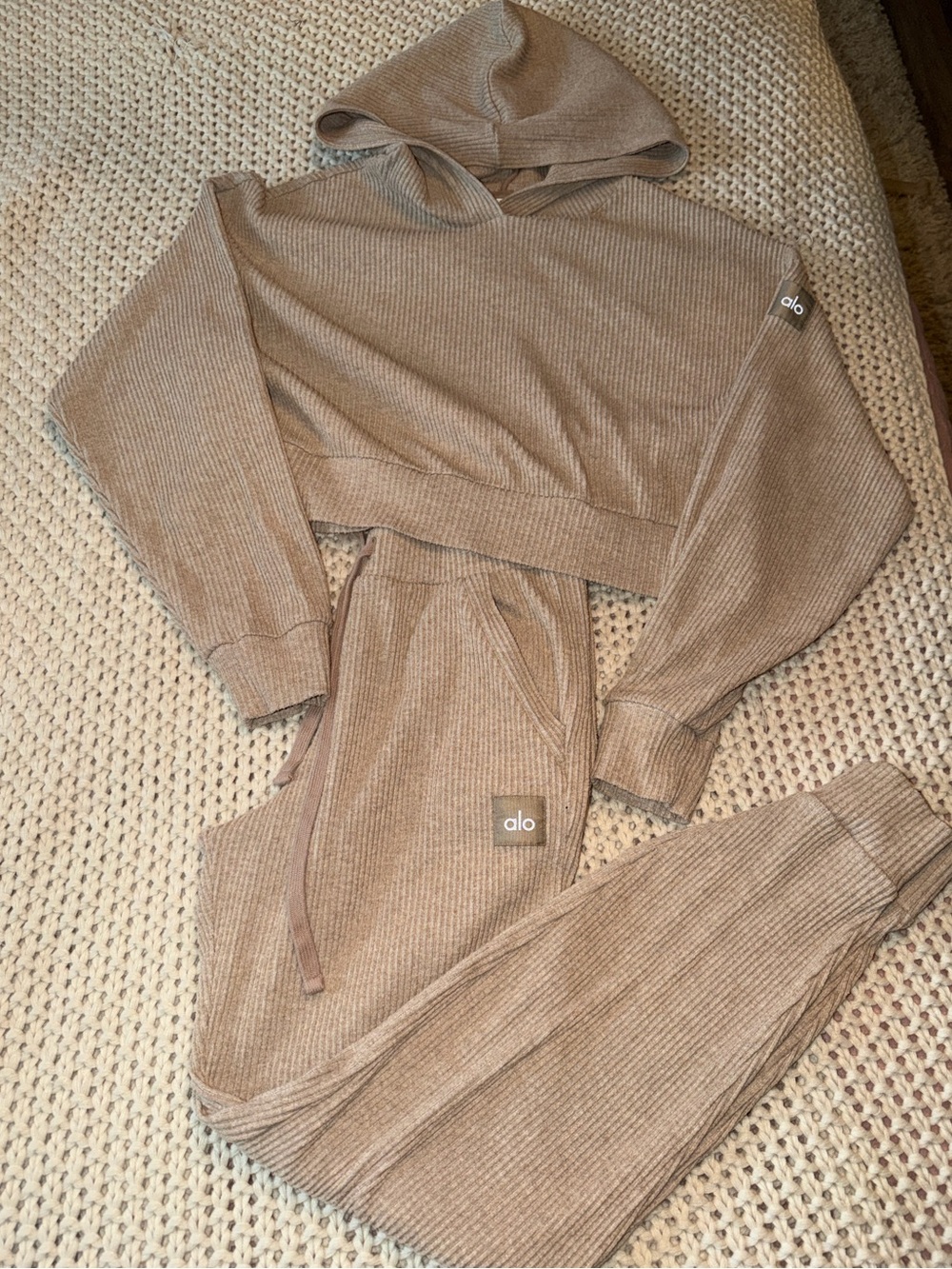 Alo ribbed muse set